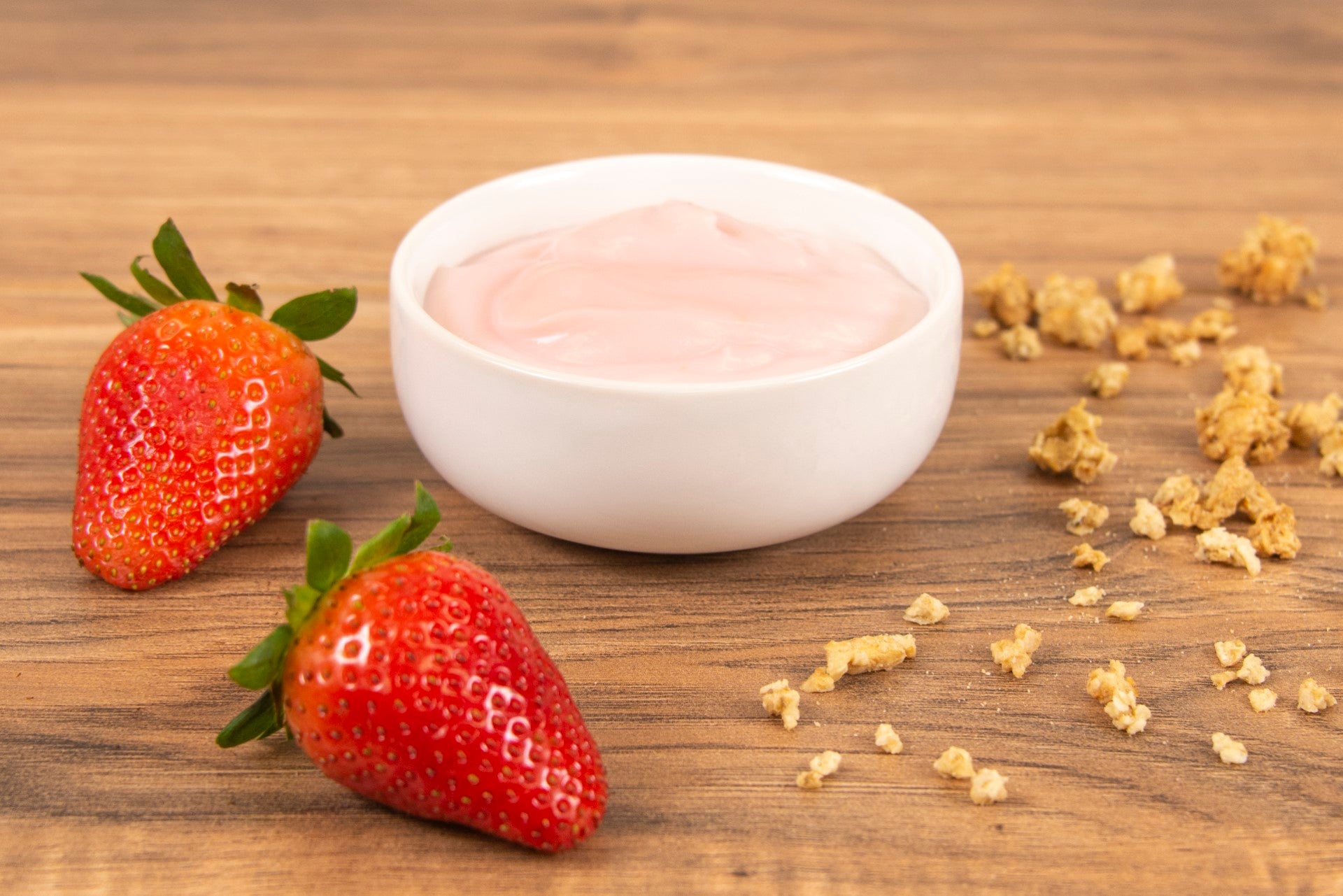 Upstate Farms Sweet Strawberry Blended Yogurt 8 Ounce Size - 12 Per Case