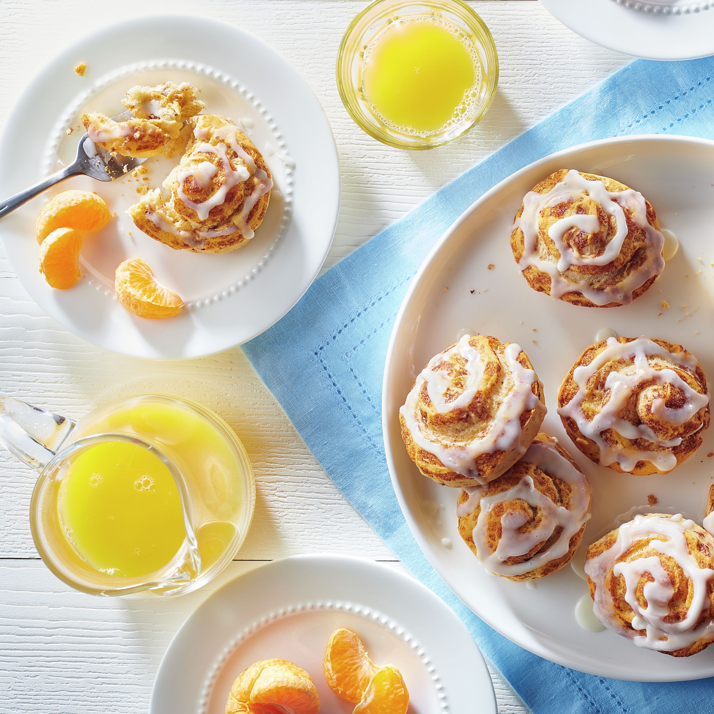 Pillsbury Supreme Frozen Cinnamon Roll Doughbulk Cinnamon 3 Ounce Size - 100 Per Case