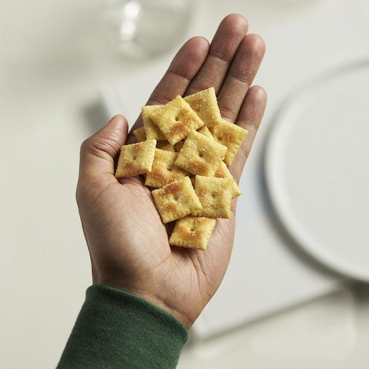 Kellogg's Cheez It Crackers White Cheddar 4.5 Ounce Size - 12 Per Case.