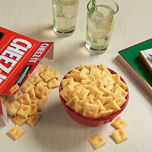 Kellogg's Cheez-It White Cheddar Crackers, 7 Ounces - 12 Per Case.