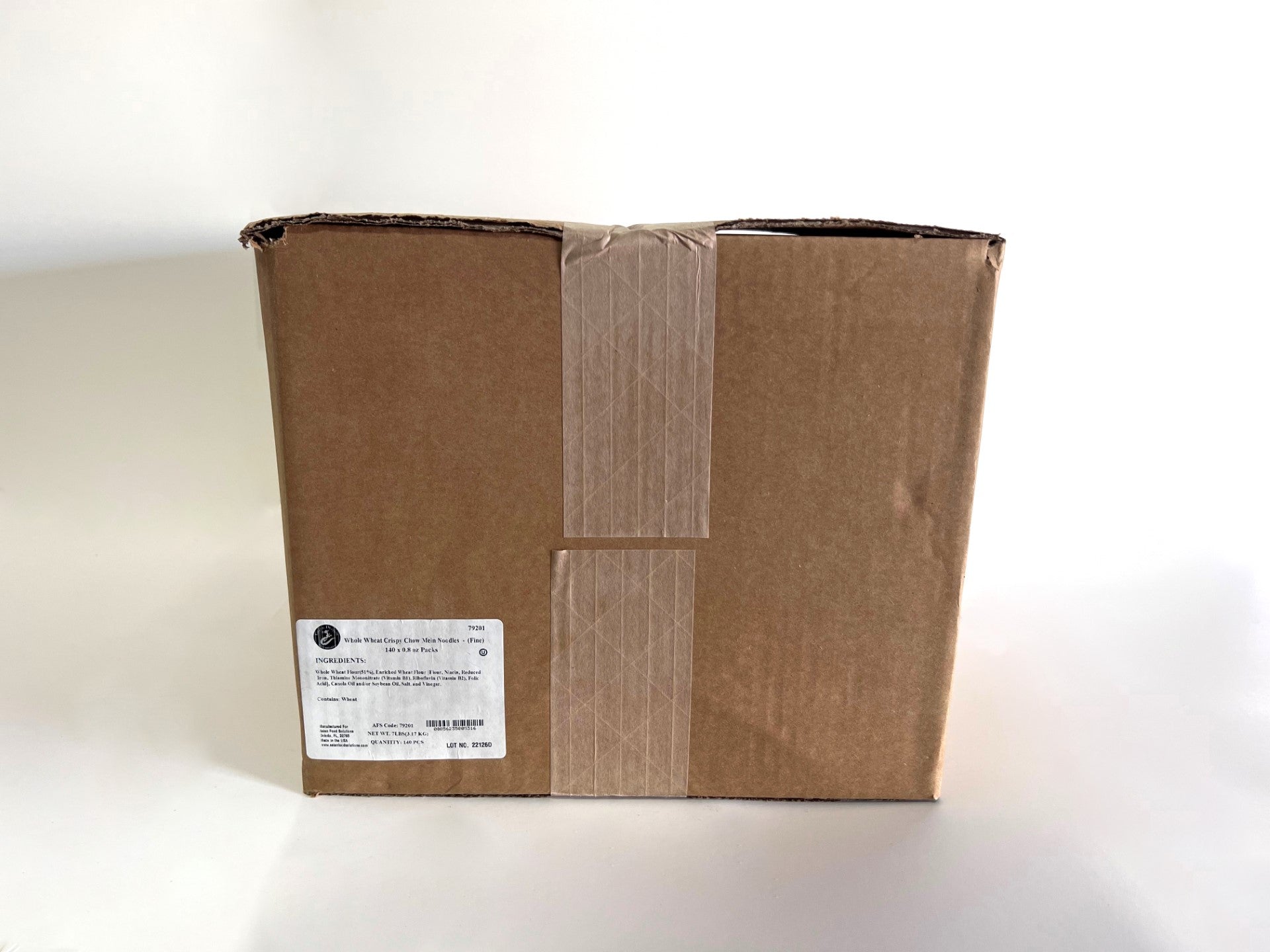 Green Dragon Whole Grain Crispy Chow Mein Noodles Individually Wrapped 0.8 Ounce Size - 140 Per Case.