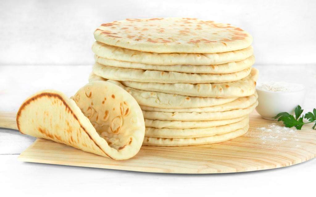 7" Chicago Style Pita Bread 10 Count Packs - 12 Per Case.