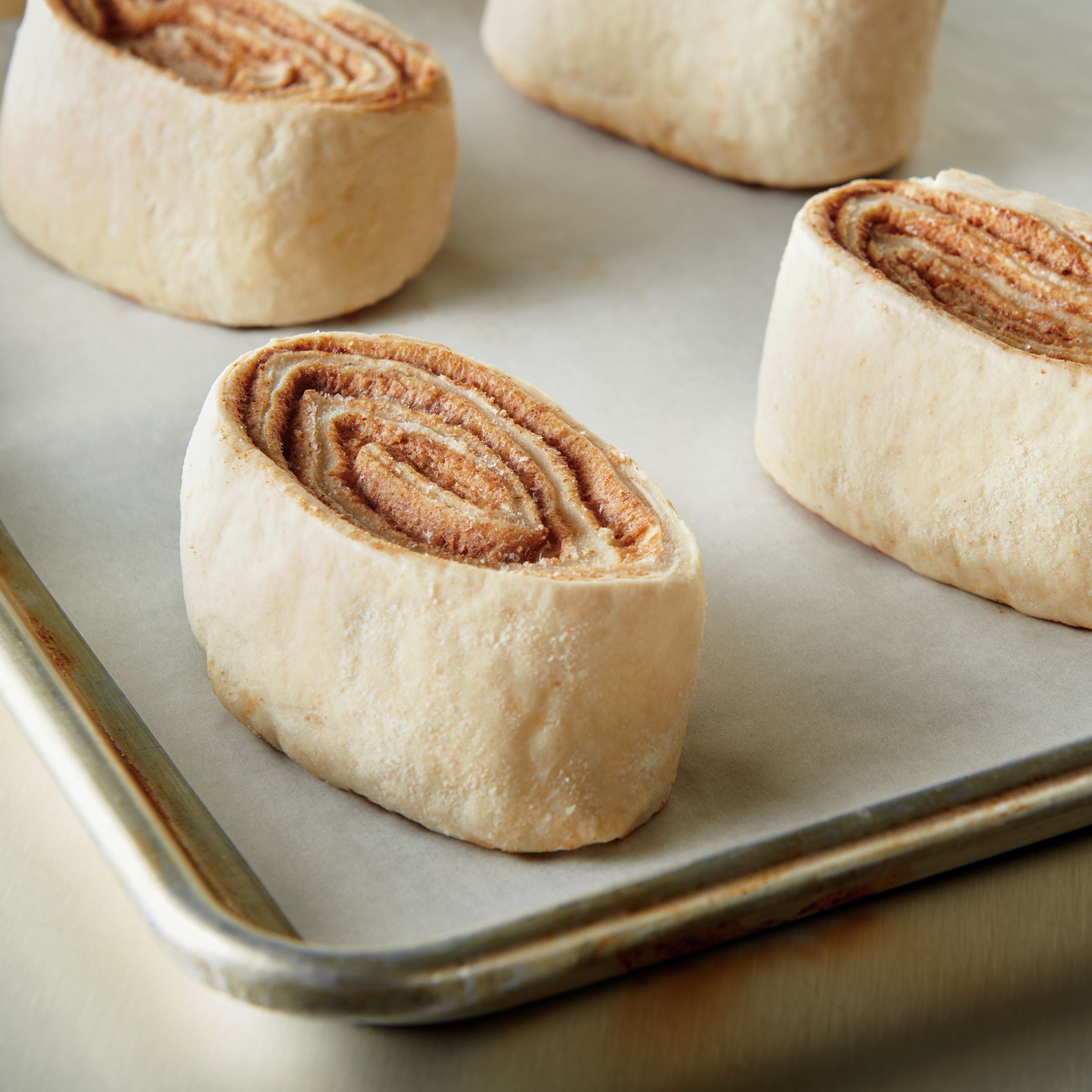 Pillsbury Supreme Cinnamon Roll Dough, 18.75 Pounds, 5.0-ounce size, 1 per case