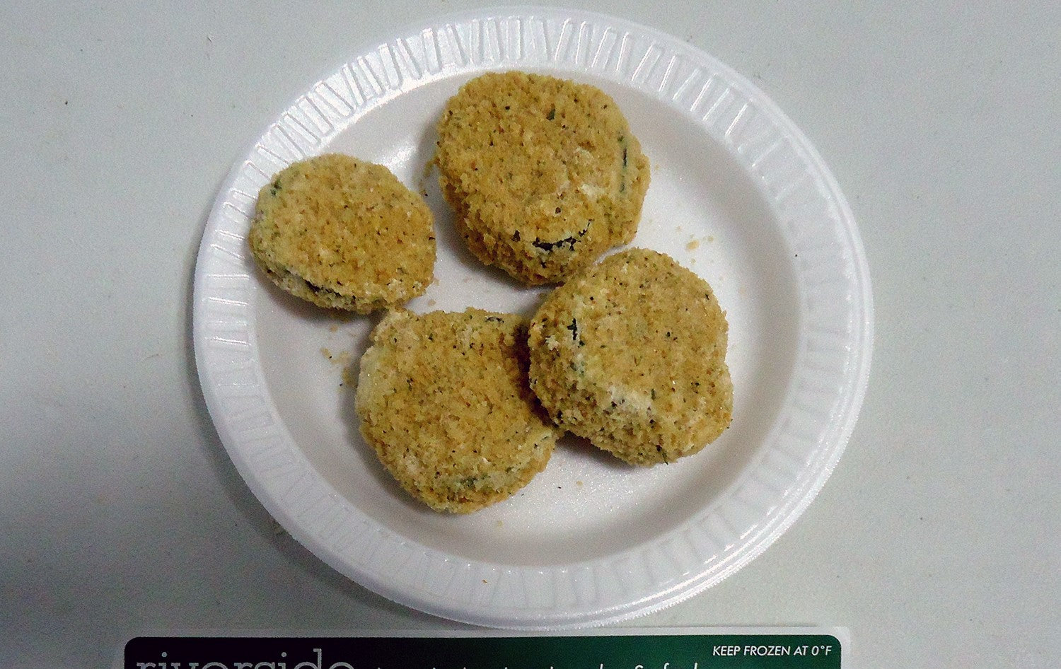 Riverside Foods Premium Dill Pickle Slices 2.5 Pound Each - 4 Per Case.