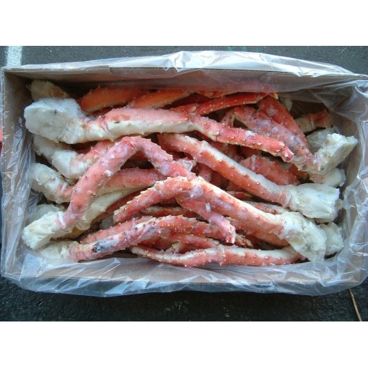 Frozen Seafood Commodity 16/20 Count Leg & Claw Red King Crab 20 Pound Each - 1 Per Case.