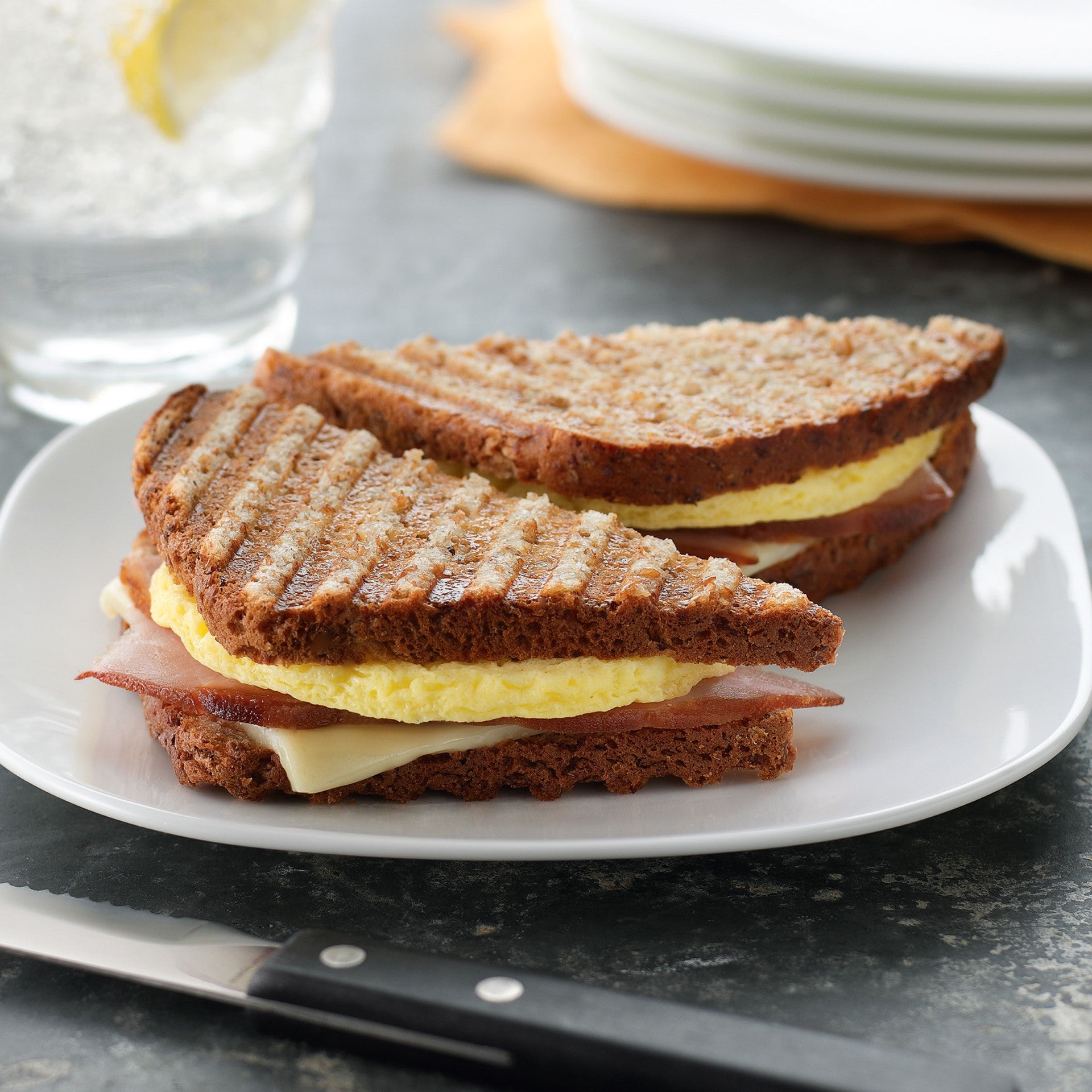 Papetti's® Fully Cooked " Round Scrambled Egg Patties With Medium Browningand Pepper 2 Ounce Size - 160 Per Case.