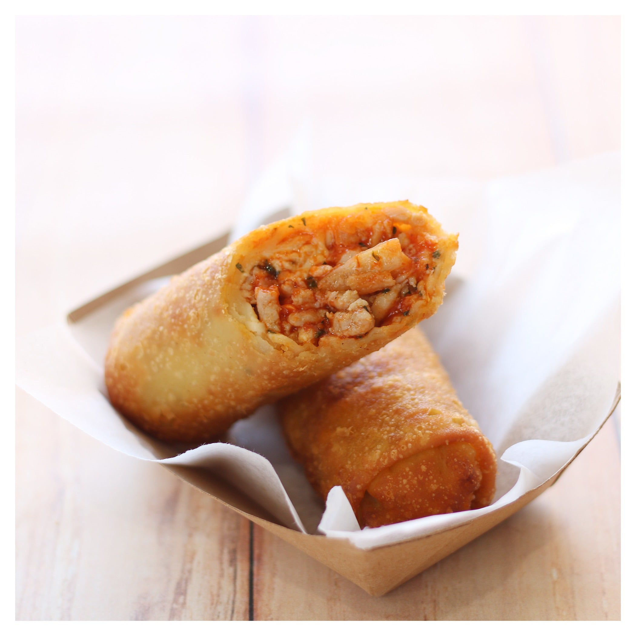 Sfs Chef One Buffalo Chicken Egg Roll Lbs50 Each - 1 Per Case.