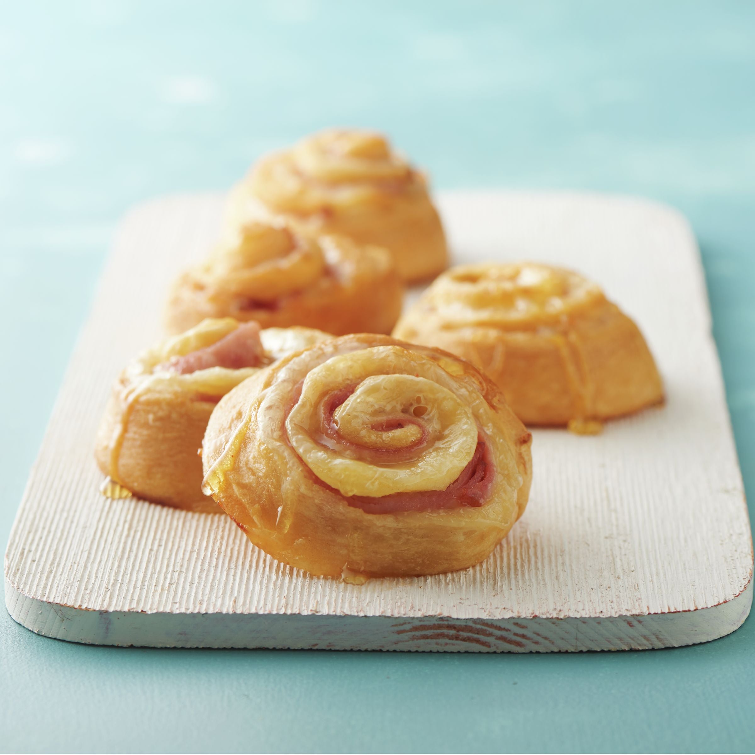 Gold Medal™ Hotel & Restaurant™ Bakersflour All Purpose Enriched Bleached Bag 10 Pound Each - 4 Per Case.