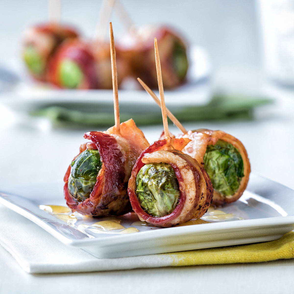 Simplot Simple Goodness Classic Vegetables Brussels Sprouts 2 Pound Each - 12 Per Case.