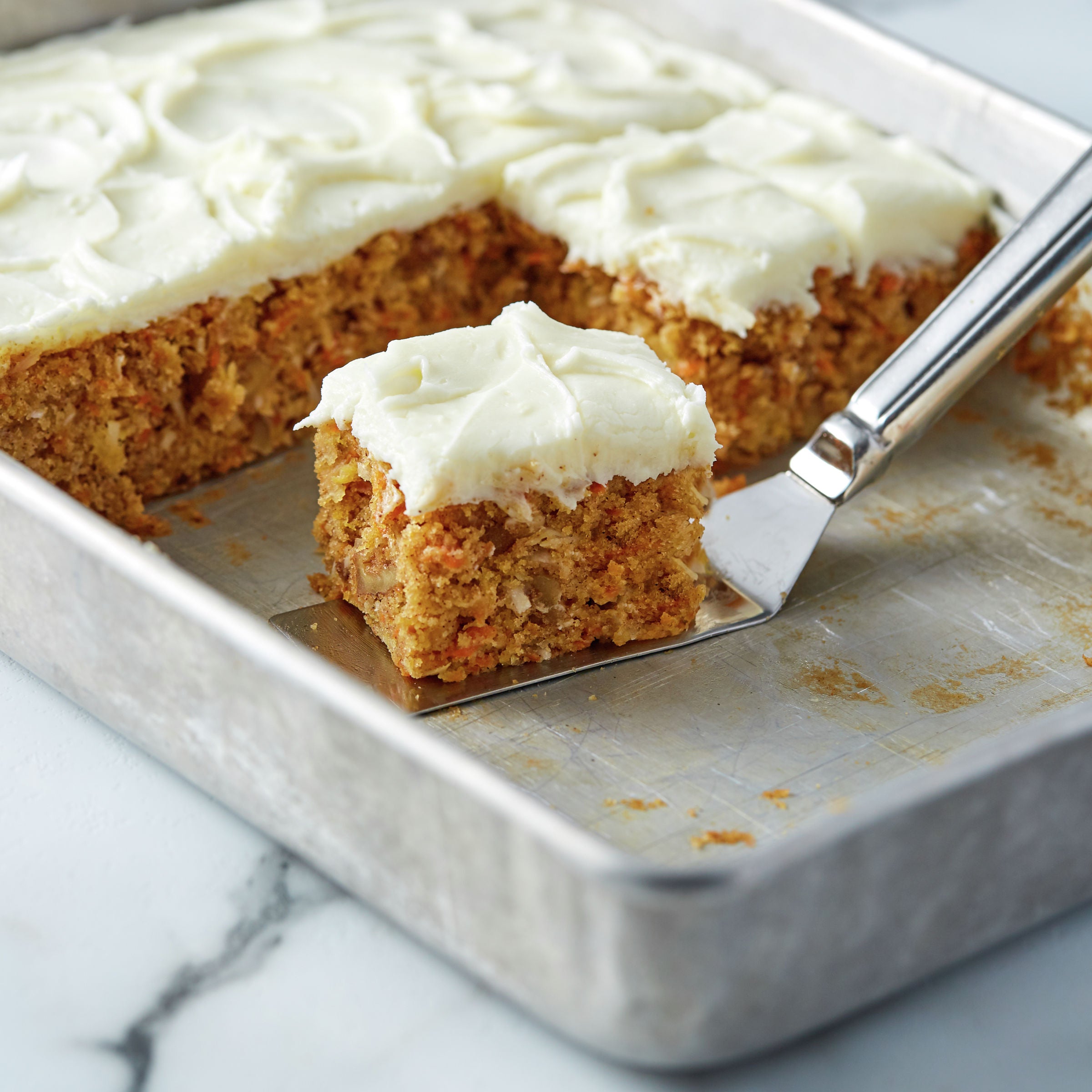 Pillsbury™ Bakers' Plus™ Cake Mix Carrot 25 Pound Each - 1 Per Case.