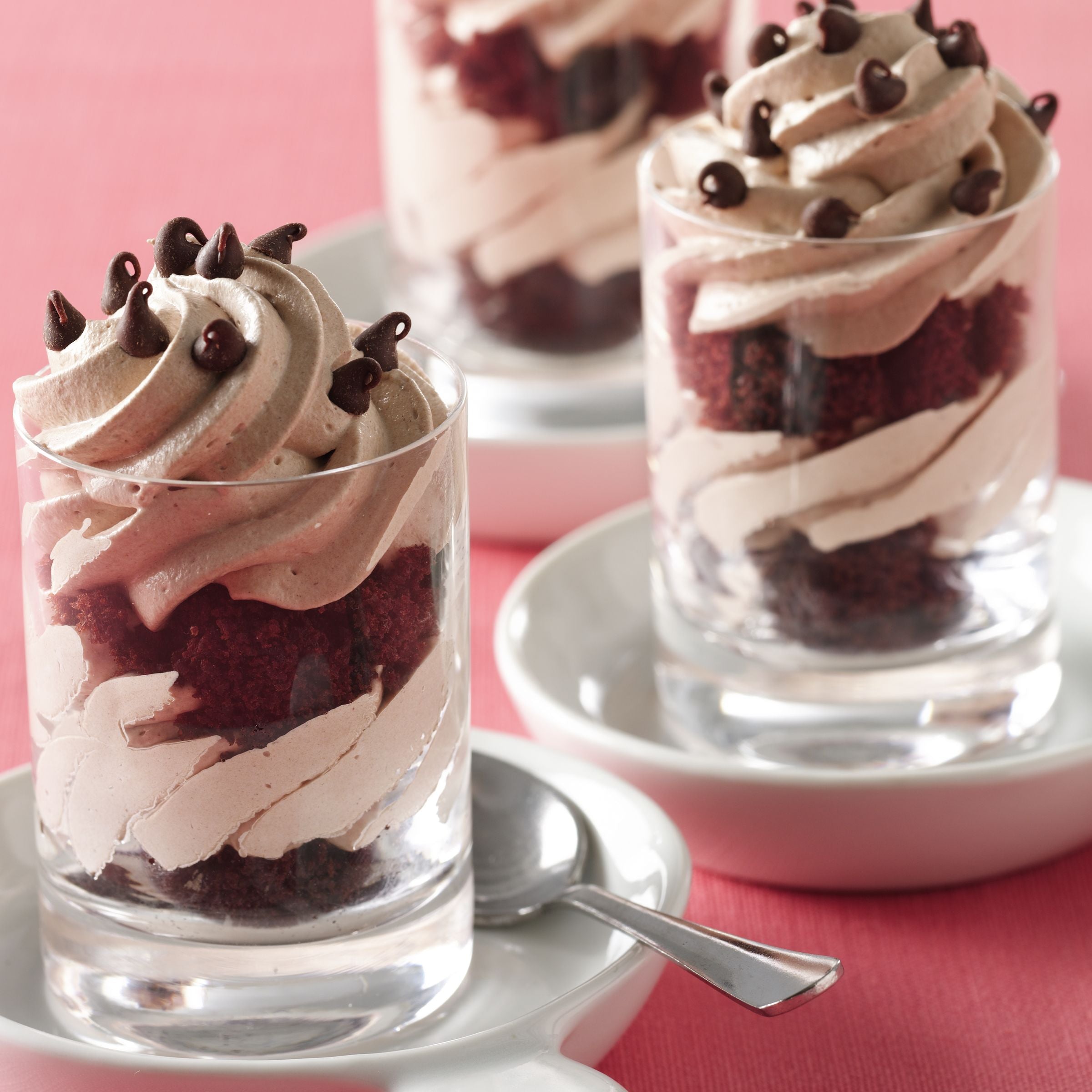 Pillsbury™ Bakers' Plus™ Cake Mix Darkdevil's Food 50 Pound Each - 1 Per Case.