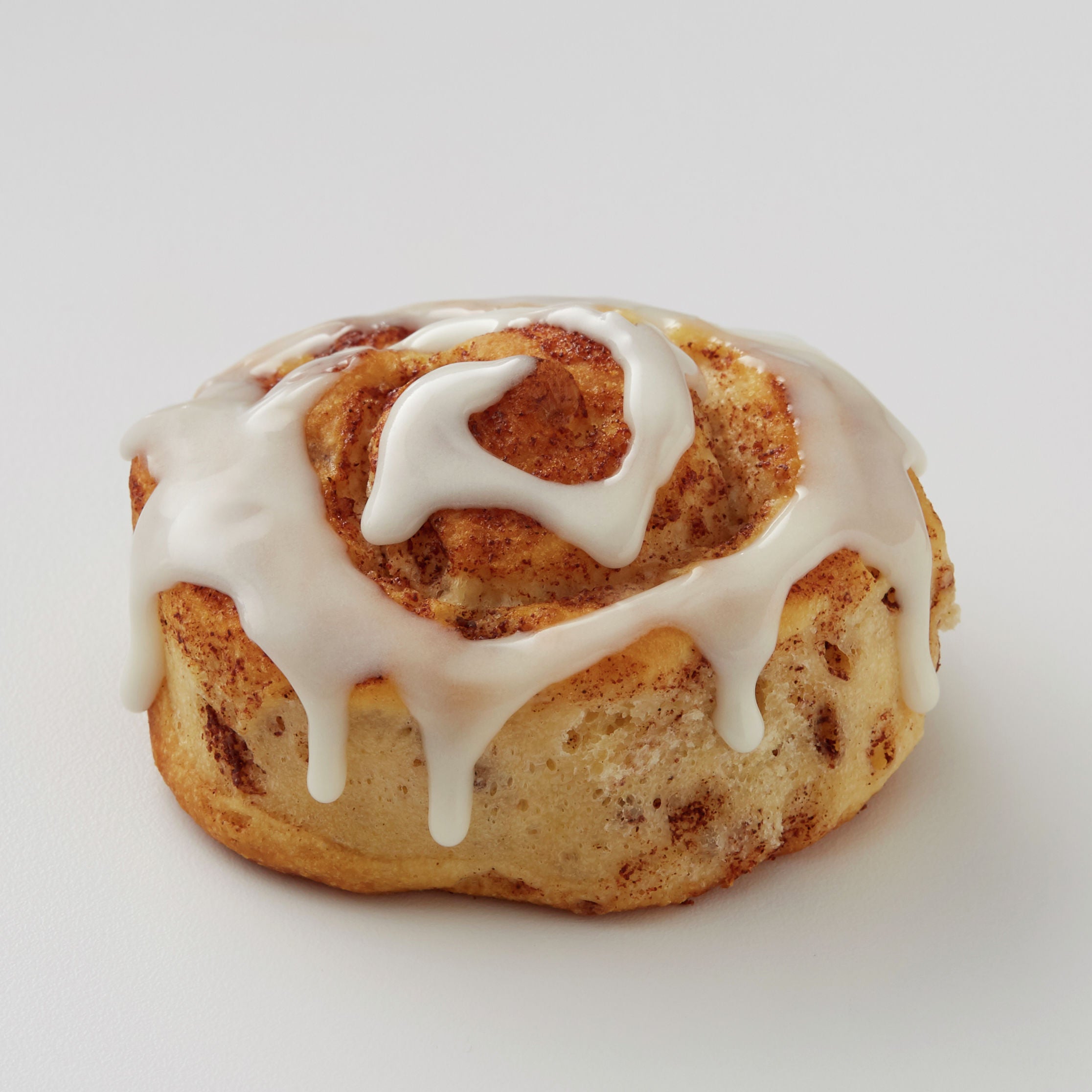 Pillsbury Cinnamon Roll 12.4 Ounce Size - 12 Per Case.