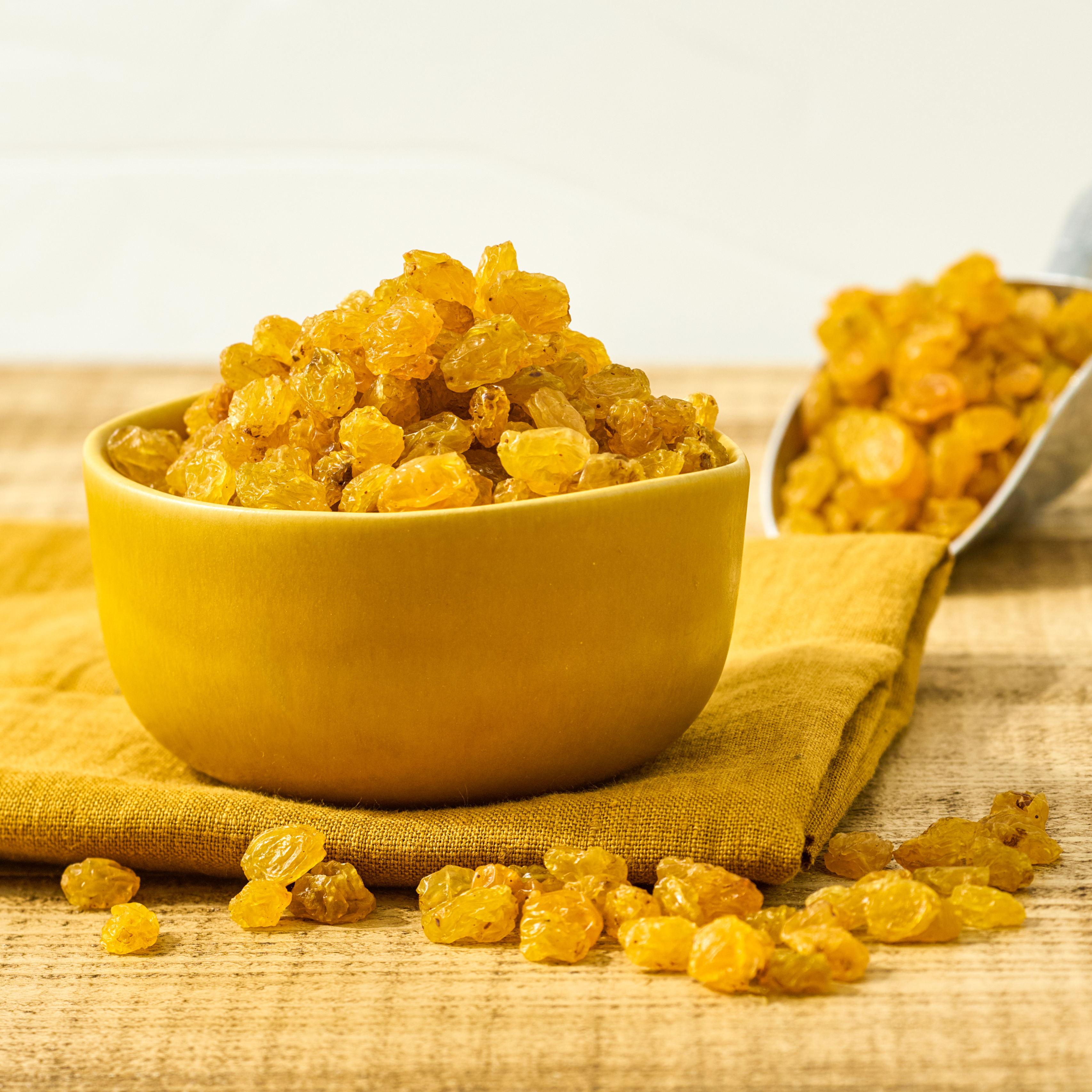 Fresh Gourmet Raisin Golden Seedless 10 Pound Each - 1 Per Case.