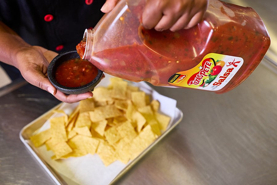 Texas Pete® Medium Salsa Is Made With Highquality Ingredients With A Unique Combination 1 Gallon - 4 Per Case.
