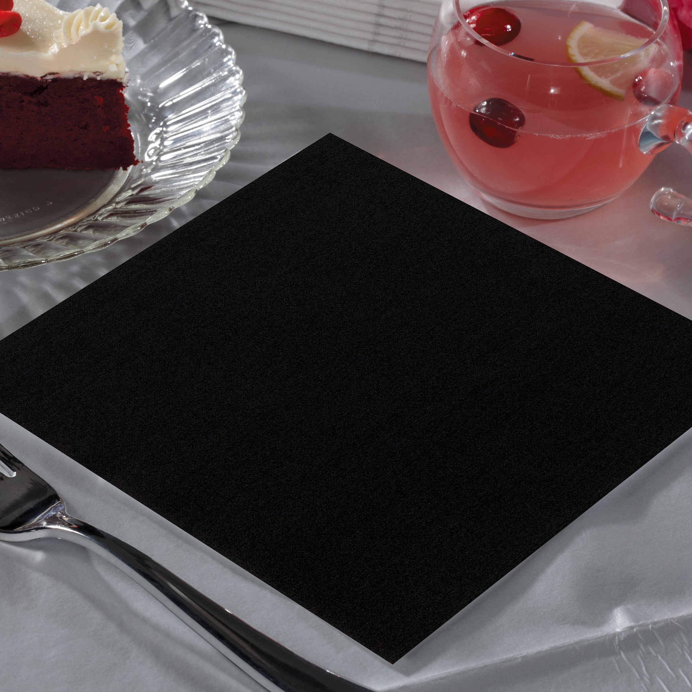 Napkin Dinner Black Linen Like 75 Each - 4 Per Case.