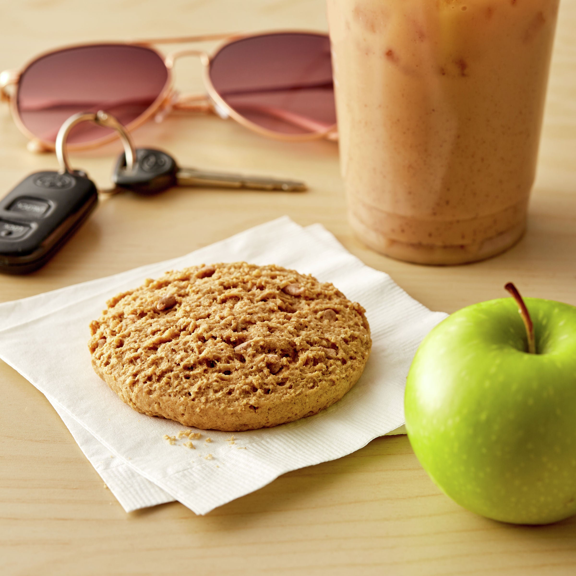 Nature Valley™ Oatmeal Round Apple Cinnamon 2.32 Ounce Size - 72 Per Case.