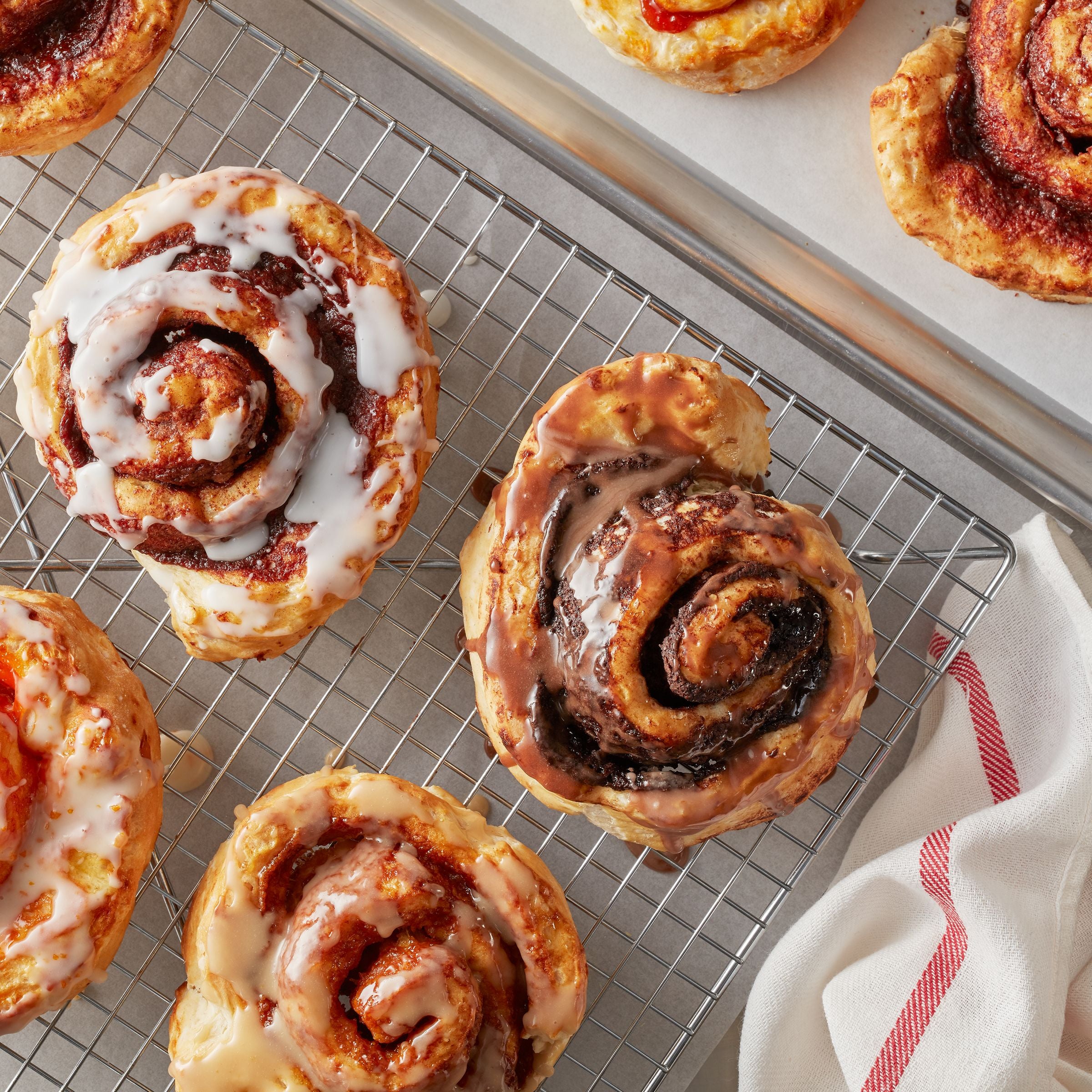 Pillsbury™ Best™ Place & Bake™ Twirldough Cinnamon 31.25 Pound Each - 1 Per Case.