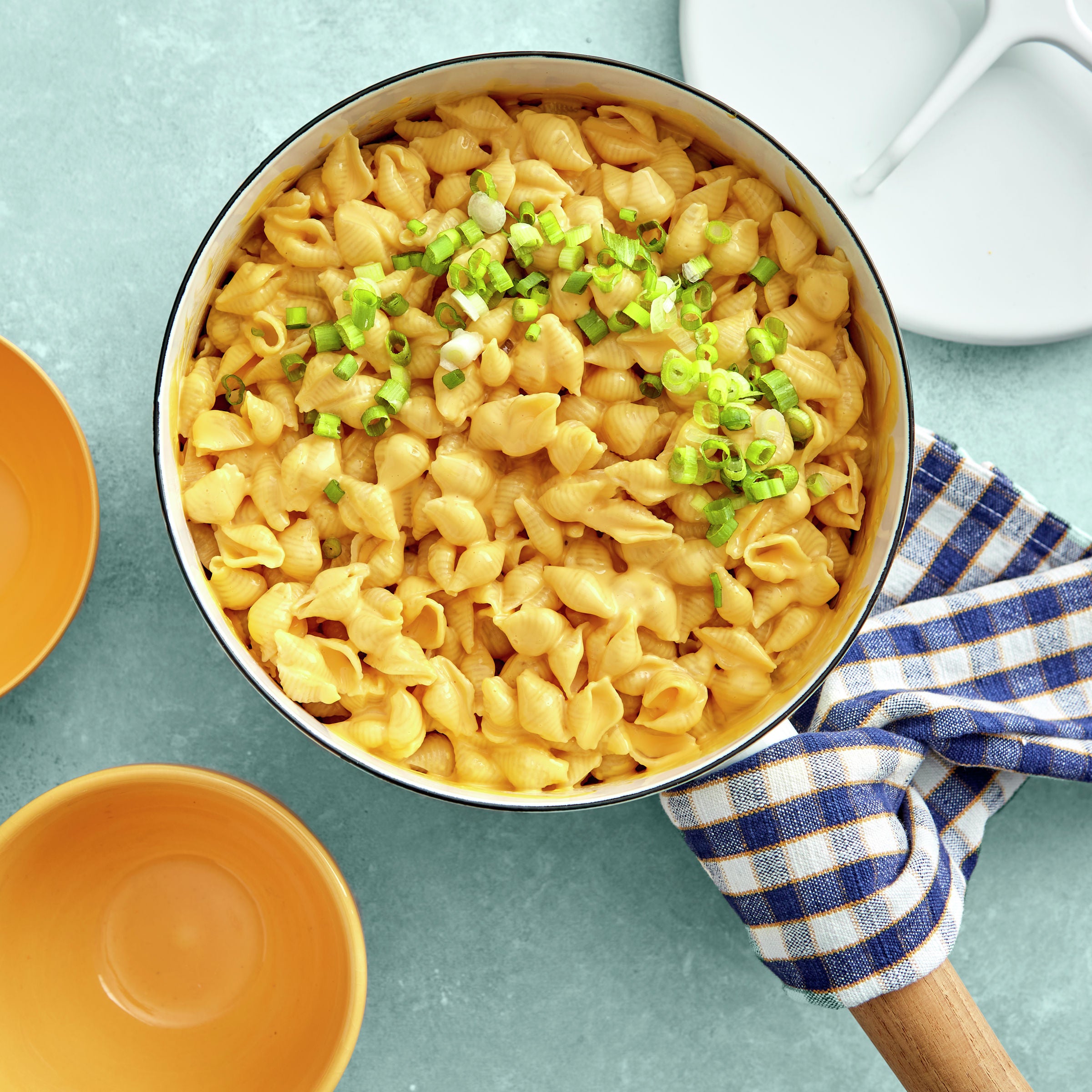 Annie's™ Mwo Macaroni Dinner Aged Cheddar 11 Ounce Size - 12 Per Case.