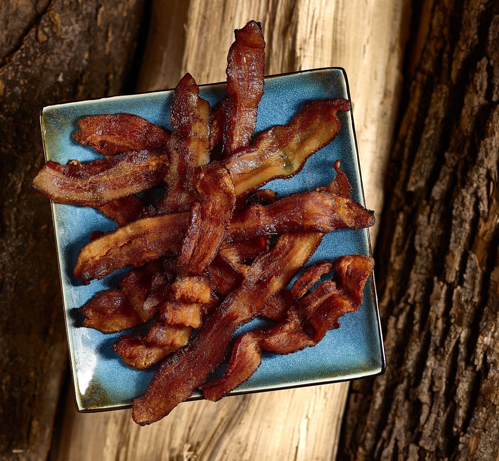 Smithfield Farmland Silver Medal Brand Single Sliced Bacon 14/18#, 15.65 Pound Each - 1 Per Case.
