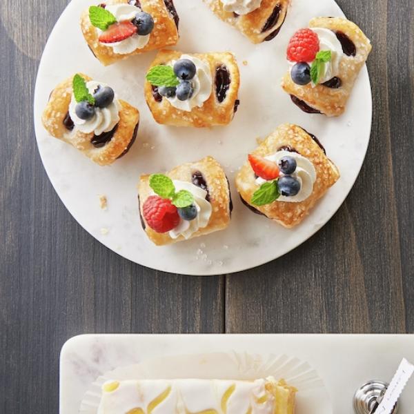 Pillsbury™ Frozen Strudel Bites® Dough Sugared Blueberry 16 Pound Each - 1 Per Case.