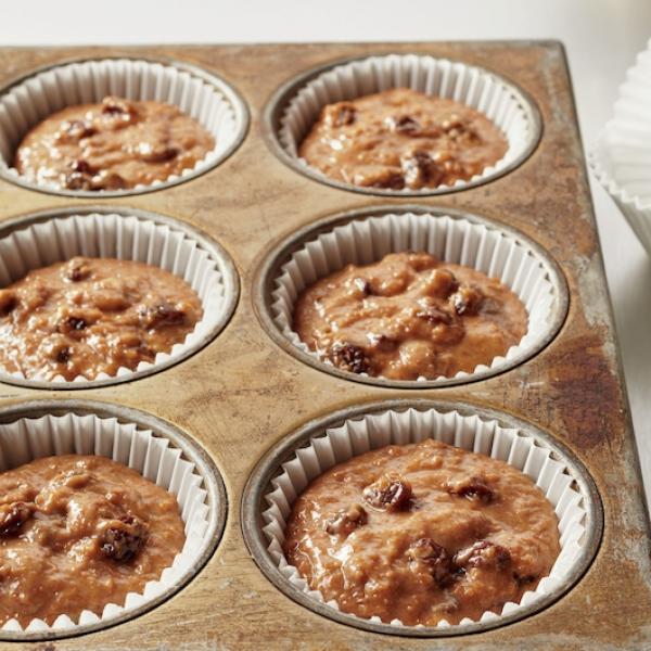 Pillsbury™ Frozen Muffin Batter Pail Raisin Bran 18 Pound Each - 1 Per Case.