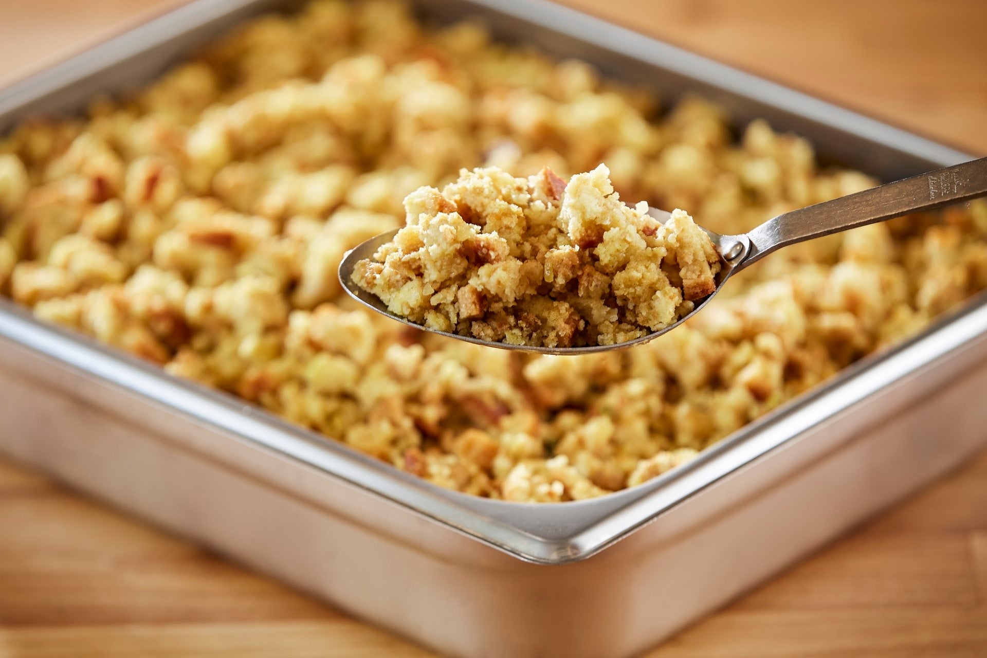 Foothill Farms Chicken Flavored Stuffing Mix 28 Ounce Size - 6 Per Case