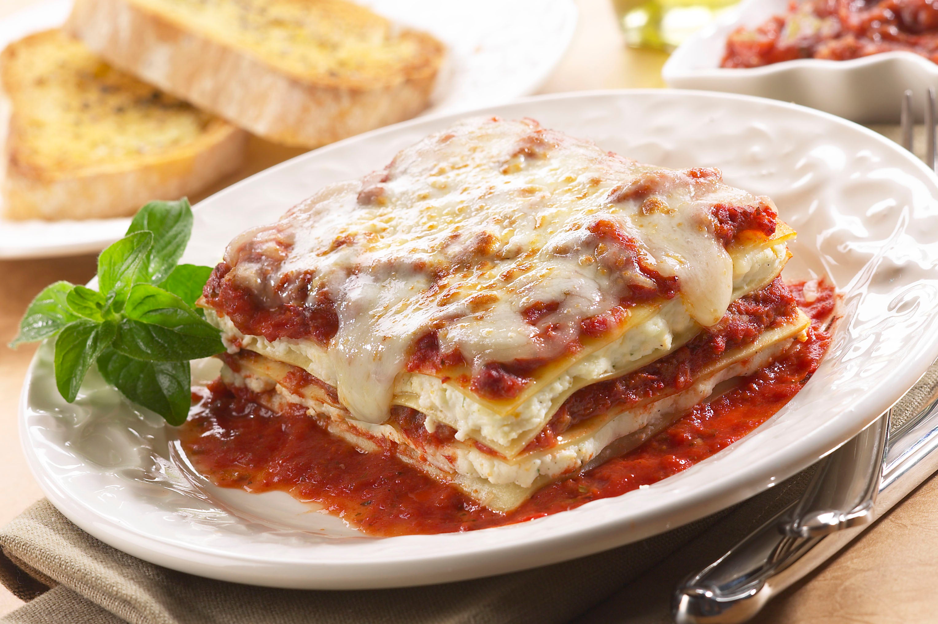 Wavy Pasta Sheet 10 Pound Each - 1 Per Case