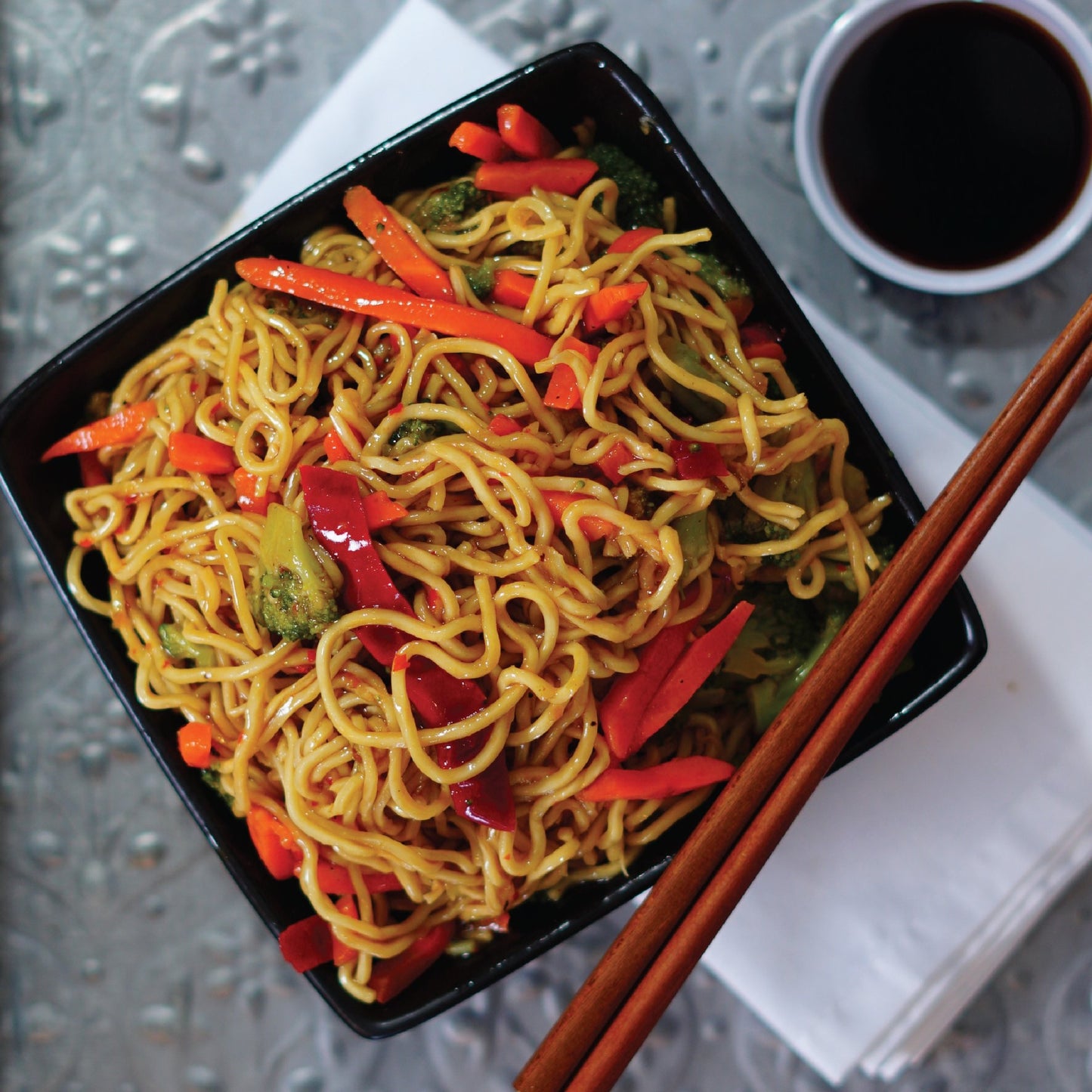 Shanghai Style Noodles With Vegetables 3.625 Pound Each - 1 Per Case.