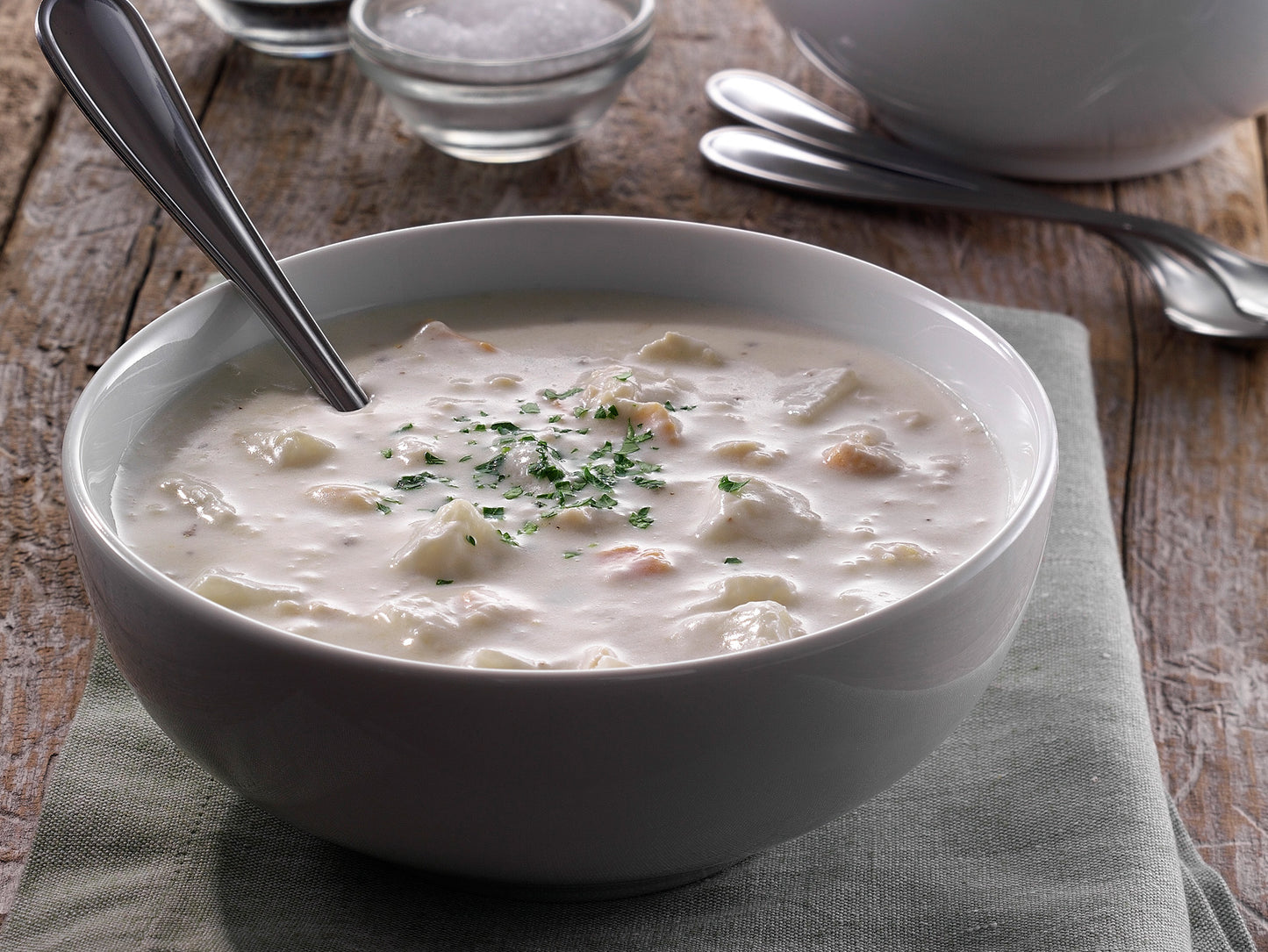 New England Clam Chowder Frozen Soup 4 Pound Each - 4 Per Case.