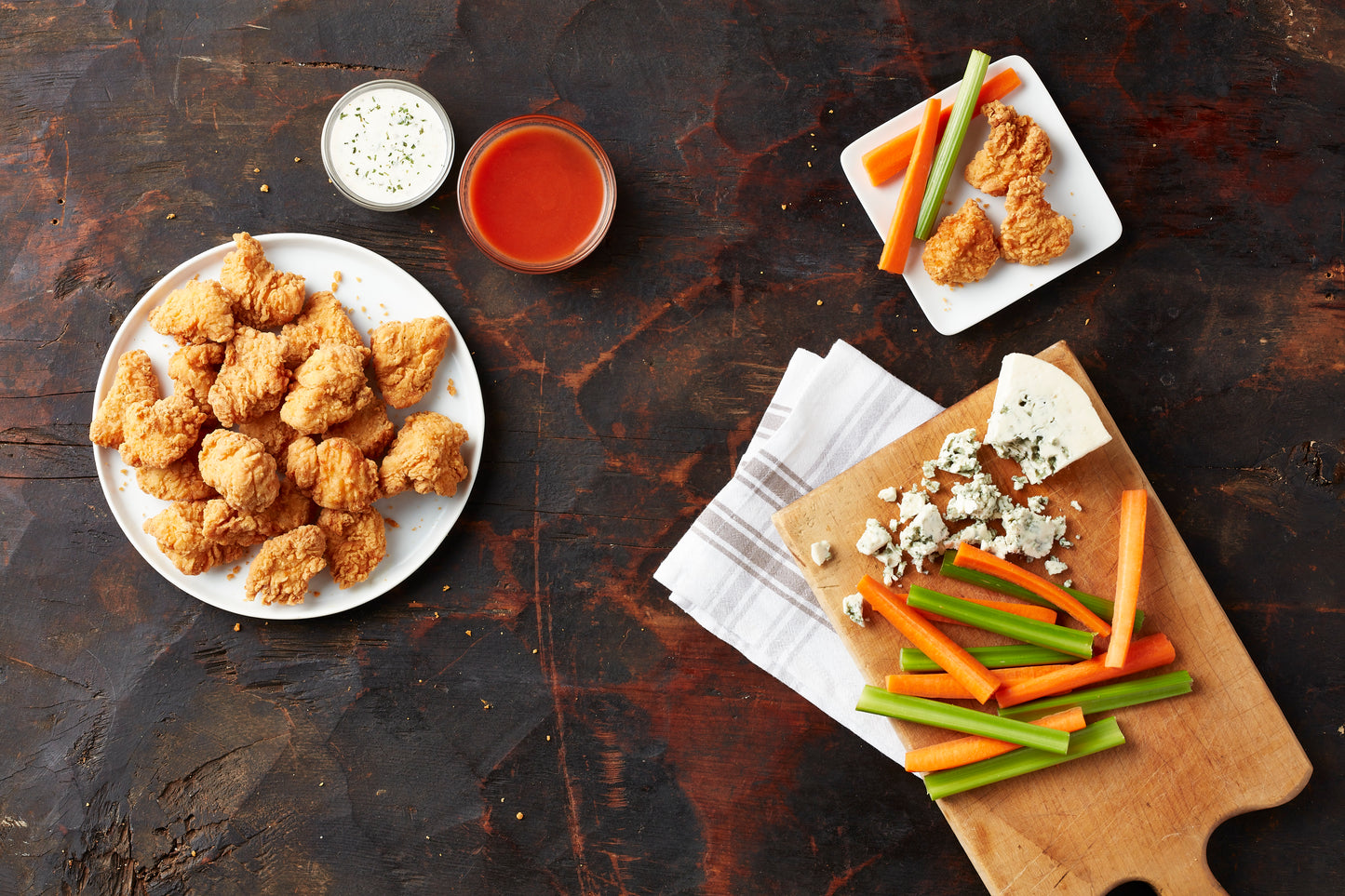 Wayne Farms Ready To Cook Colossal Bites Breaded Chicken Breast Chunks 1 Ounce, 5 Pound Each - 2 Per Case.