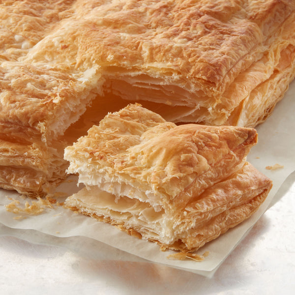 Pillsbury Best™ Frozen Puff Pastry Dough Sheets 10" 5" 15 Pound Each - 1 Per Case.