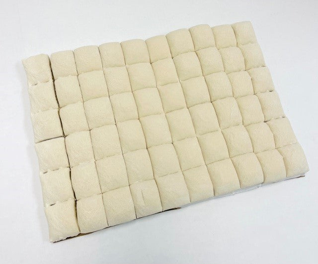 Bridgford White Bakery Yeast Roll Dough Layer 180 Piece - 1 Per Case.