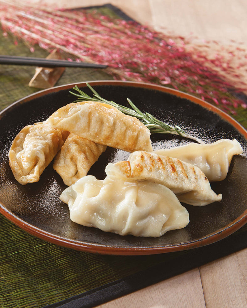 Amoy Royal Dragon Chicken Potsticker 1 Ounce Size - 120 Per Case.