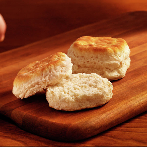 Pillsbury™ Baked Biscuit Easy Split™ Whole Grain, 2 Ounce Biscuits - 5 Trays of 24 Per Case.