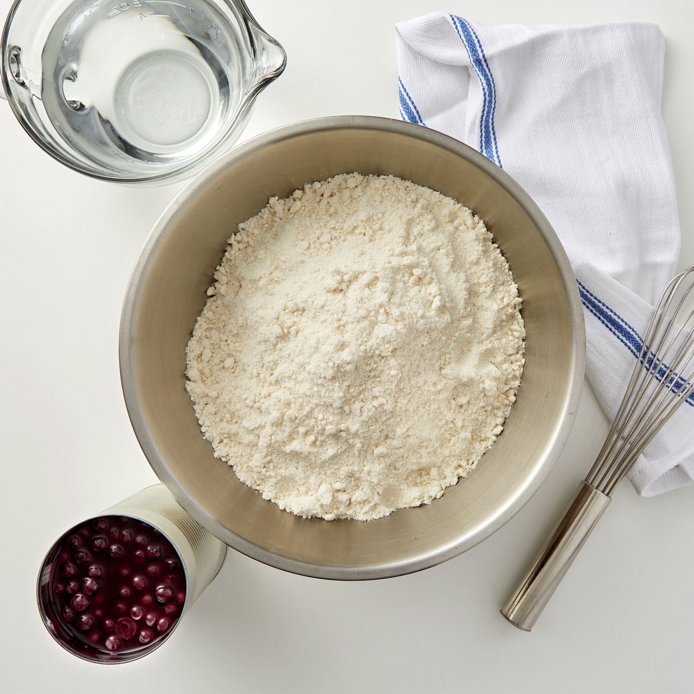 Gold Medal™ Muffin Mix Blueberry 4.88 Pound Each - 6 Per Case.