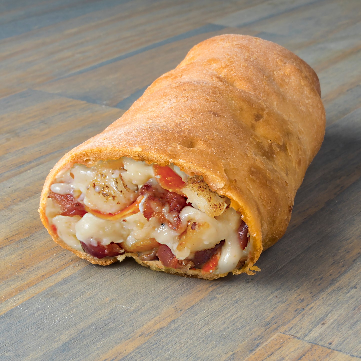 Uno Foods Inc Individual Chicken Bacon Ranch Calzone 6 Ounce Size - 8 Per Case.