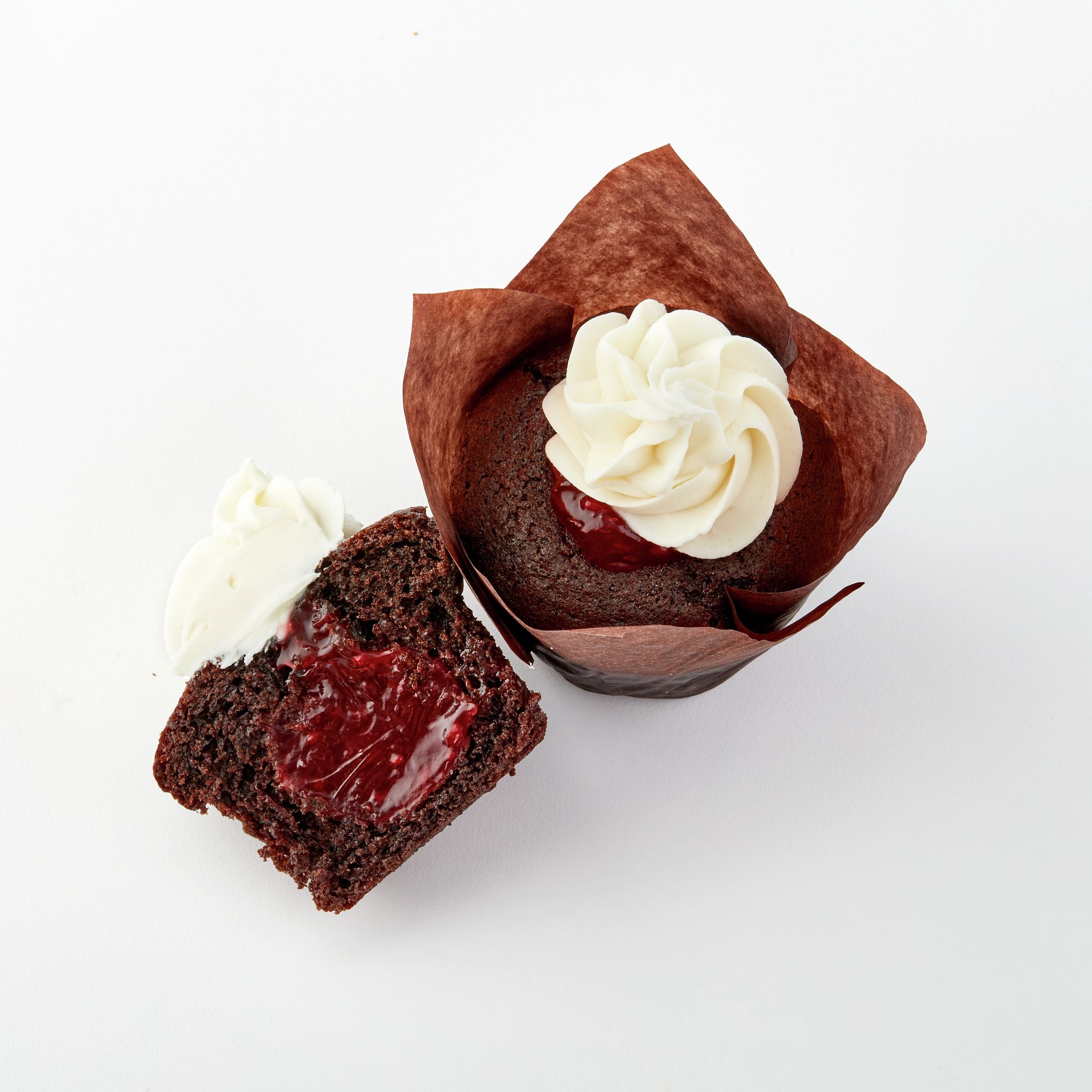 Gold Medal™ Ready To Spread Icing Vanillacreme 11 Pound Each - 2 Per Case.
