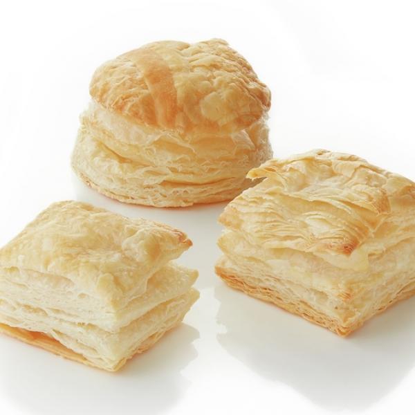 Pillsbury Best™ Frozen Puff Pastry Trifolddough Slabs 30 Pound Each - 1 Per Case.