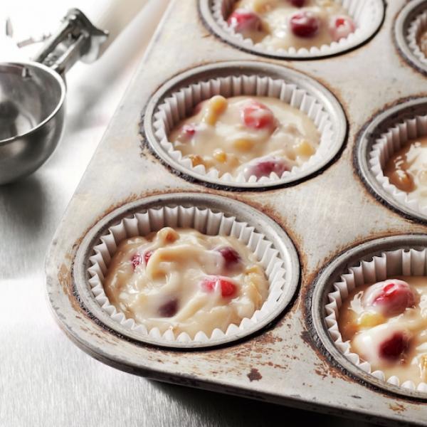 Pillsbury™ Frozen Muffin Batter Pail Cranberry Nut 18 Pound Each - 1 Per Case.