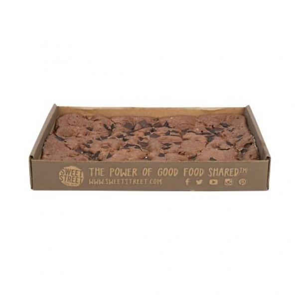 Brownie Fabulous Chocolate Chunk Unsliced Tray Frozen 2.8 Pound Each - 4 Per Case.