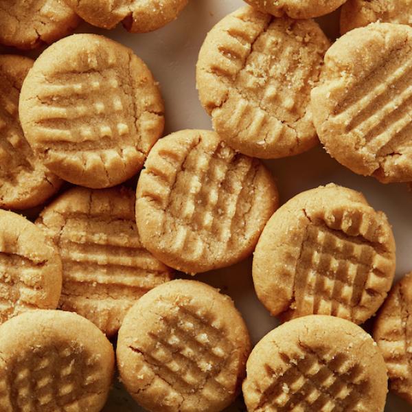 Pillsbury Best™ Frozen Cookie Dough Puck Peanut Butter 20.25 Pound Each - 1 Per Case.