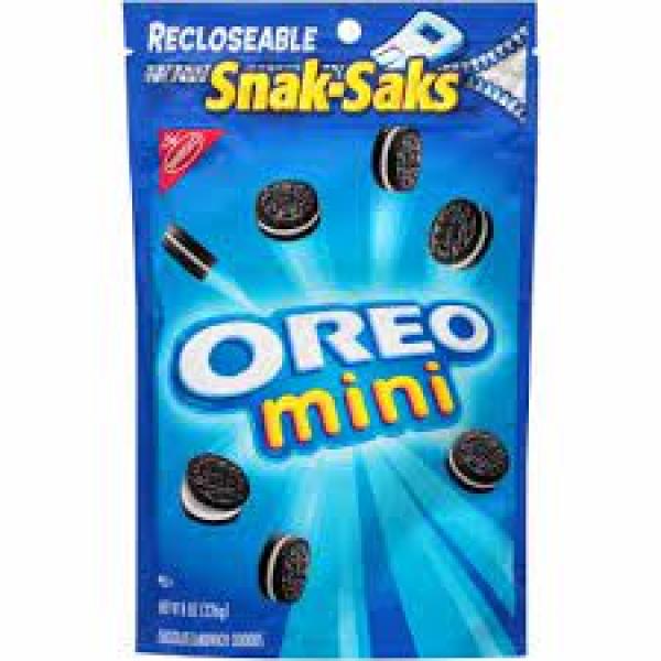 Oreo Mini Snak Saks 8 Ounce Size - 12 Per Case.