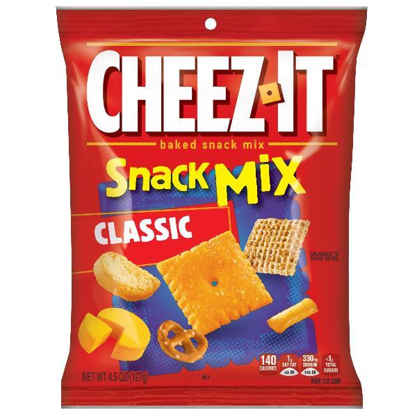 Kellogg's Cheez-It Crackers Classic Snack Mix, 4.5 Ounces - 6 Per Case.